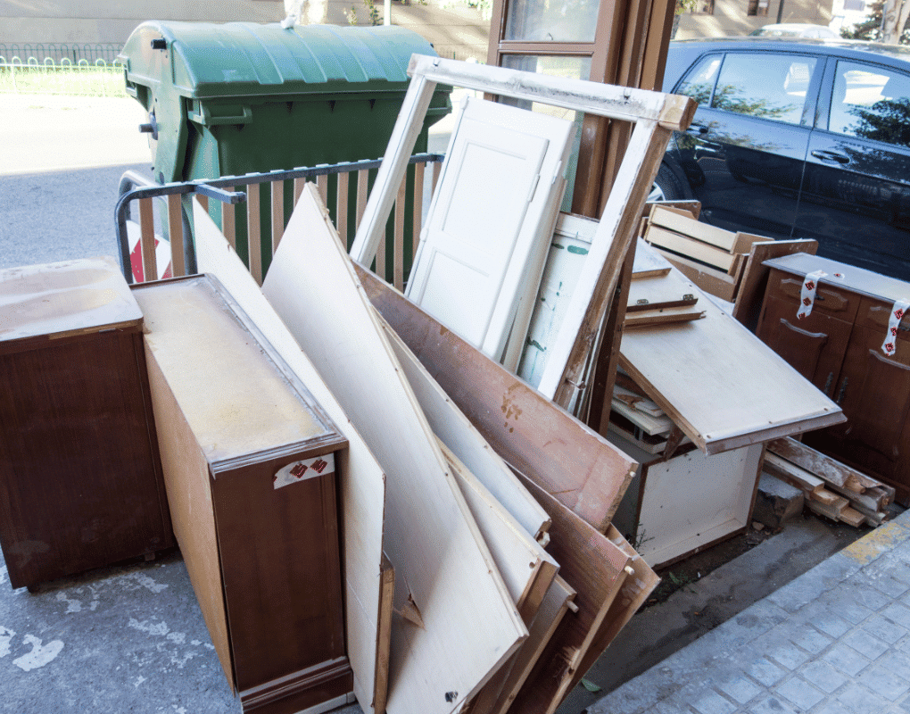 Alte Möbel verschenken oder Spenden